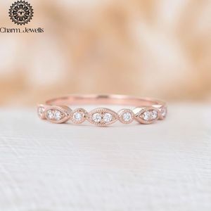 Bague de Fiançailles et d'Éternité Classique pour Femme Charm_Jewells en Or Rose Plaqué Or 18K avec Moissanite Taille Coussin et Sertissage à Griffes IGI - Product Image 3