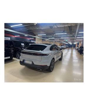 Porsche Cayenne 3.0 Coupé 2024, 30 104 km, Volant à Gauche, Boîte Automatique, Sièges en Cuir avec Caméra Arrière - Product Image 2