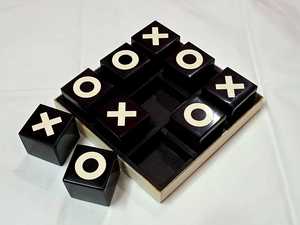 Jeu de Tic Tac Toe de luxe fait main en résine époxy, thème dessin animé, plateau XO, statue en résine, décoration d'intérieur, cadeau - Product Image 2