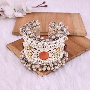 Bracelet ethnique en grenat hydro et orange œil de chat CZ pour femme |   Bijoux en laiton plaqué argent - Product Image 2