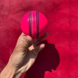 Pelotas de Críquet Rojas de Cuero para Práctica, Grado A, Cosidas a Mano, Pelota de Críquet Deportiva de Buena Calidad - Product Image 4