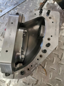 Fabricant de pièces moulées sous pression en alliage d'aluminium de haute précision sur mesure, fournisseur OEM ODM de moules automobiles - Product Image 3