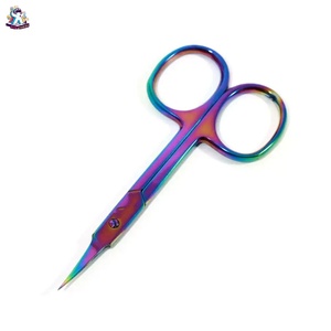 Ciseaux à cuticules Ryzer Studio en acier inoxydable, pointe acérée, manche rose avec étui en cuir, pour manucure à domicile et outil de beauté - Product Image 4