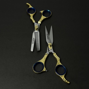 Kits d'outils de coiffure les plus demandés : ensembles de ciseaux de barbier en acier inoxydable personnalisables pour la coupe, l'éclaircissement et la finition des cheveux - Product Image 4