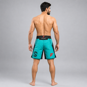 Shorts de MMA professionnels offrant un confort premium, une construction durable et une coupe athlétique pour l'entraînement et la compétition. - Product Image 2