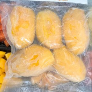 Frozen Mango Cheek Halves Pulp Block for <b>Desserts</b> Tropical Food and Beverages Ingredient Bulk Wholesale in Vietnam - Product Image 5