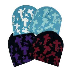 Vente en gros de bonnets en tricot d'hiver 100% coton personnalisés avec des nœuds brodés en 3D, design à carreaux - Product Image 4