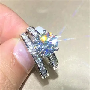 แหวนแต่งงานคู่เงินแท้ 925 ประดับมอสซาไนต์ทรงกลม 3.0 กะรัต ชุบทองคำขาว 14K สไตล์วินเทจ - Product Image 3