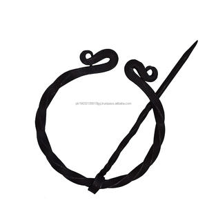 เข็มกลัดบิดเกลียวทำด้วยมือทำจากเหล็กตามสั่งทำจากผ้า/เสื้อคลุมแบบมีตะขอบิดเป็นเหล็กสำหรับสไตล์สแกนดิเนเวียนยุคกลาง - Product Image 4