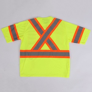 เสื้อยืดสะท้อนแสงเพื่อความปลอดภัยบนท้องถนน เสื้อผ้าสะท้อนแสงสำหรับงานรักษาความปลอดภัย  รับสกรีนโลโก้ ชุดยูนิฟอร์มเจ้าหน้าที่รักษาความปลอดภัย เสื้อทำงานสีดำระบายอากาศได้ดี - Product Image 5