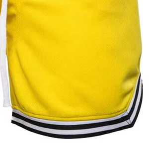 Shorts de sport extensibles et confortables pour l'entraînement, légers, respirants et à séchage rapide, de qualité supérieure - Product Image 3