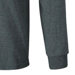 Camiseta de Manga Larga Color Gris Carbón con Estampado Gráfico de Escudo con Letras Griegas, Cuello Redondo, Estilo Casual, Ropa Urbana para Uso Diario - Product Image 2