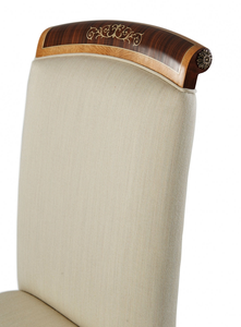 Chaise de salle à manger néoclassique de luxe en bois massif, rembourrée en tissu, avec accents dorés pour hôtel et villa 1404444 - Product Image 3