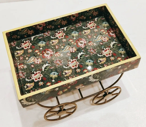 ถาดเสิร์ฟไม้ลายดอกไม้สวยงาม ถาดไม้พิมพ์ลายเคลือบเงา ทำด้วยมือ - Product Image 2