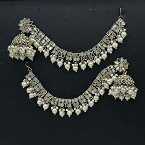 Boucles d'oreilles pendantes bohèmes vintage en laiton avec accents de perles et de diamants pour les soirées - Product Image 1
