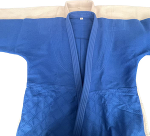 Kimono Tradicional con Tecnología Moderna de Costuras Reforzadas - Product Image 5