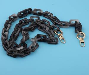 Collier tendance en résine, bijoux fantaisie légers, accessoires de mode pour femmes, cadeau Tradebyd - Product Image 1
