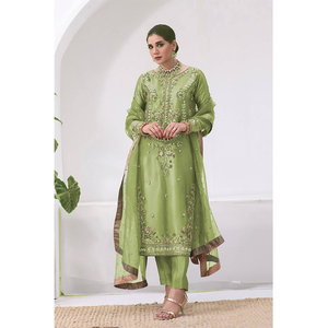 ชุดปากีสถานงานปักผ้าไหมแท้คุณภาพดีเยี่ยม คอลเลคชั่นดีไซเนอร์ชั้นนำ จัดจำหน่ายโดยตรงจากโรงงาน เหมาะสำหรับงานปาร์ตี้ - Product Image 1