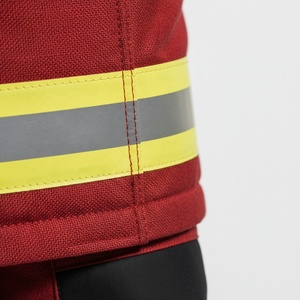 Trajes Ignífugos Nomex Aramid de Capas Personalizadas con Banda Reflectante, Uniformes de Bombero Certificados Premium - Product Image 4