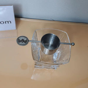 Dosificador y Rodillo Bacardi, Jigger Bacardi con Grabado en Relieve, Producto Promocional para Oficina - Product Image 4