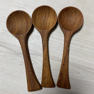 Cuchara de madera de ceniza de alta calidad, cucharón económico, para el hogar utensilio de cocina, restaurante, boda, listo para enviar - Product Image 1