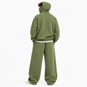 Ensemble de survêtement OEM personnalisé avec cagoule oversize, vert olive, en molleton de coton épais, pantalon de survêtement large, style streetwear urbain et ample - Product Image 3