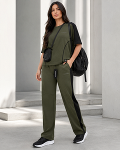Ensemble de survêtement pour femme Fawkes, col rond, manches courtes, couleur unie, respirant, vêtements de sport décontractés avec poches latérales et taille élastique - Product Image 4
