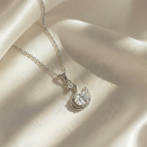 Exclusivo colgante de diamante cultivado en laboratorio de 1.00 quilates con corte brillante ovalado, oro de 14 quilates, joyería fina ligera para minoristas profesionales. - Product Image 1