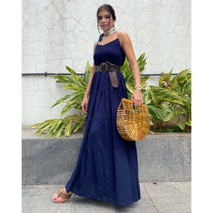 Magnifique robe simple bleu marine coupe trapèze à col en V, confortable, taille naturelle en satin, taille XS - Product Image 5