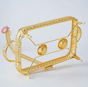 Les réchauds métalliques sont fiables en intérieur comme en extérieur, résistants à la chaleur et garantissent une manipulation sûre pendant la service. - Product Image 4