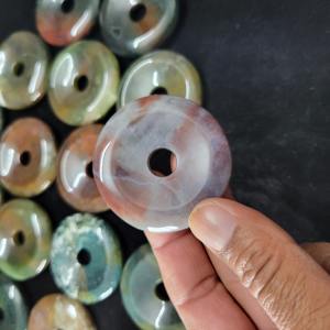Ágata de lujo a granel, más vendida, Donuts de piedras preciosas naturales, 50mm, piedra Pi, joyería de moda, cristal curativo, colgante de medallón de piedra Pi - Product Image 6