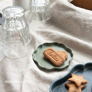 Classic <b>Ceramic</b> <b>Plate</b> for Kitchen and Dining Use Elegant <b>Ceramic</b> <b>Plate</b> for Dining Table Presentation Restaurants and Home Use - Product Image 2