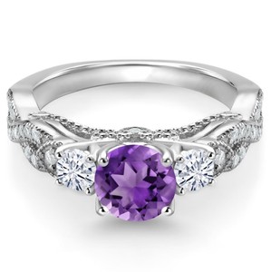 แหวนเงินแท้ 925 ชุบทอง ประดับพลอยอเมทิสต์สีม่วง สำหรับผู้หญิง เหมาะสำหรับงานหมั้น งานแต่งงาน และวันครบรอบ แหวนสัญญาอัญมณีสีม่วงสุดหรู - Product Image 2