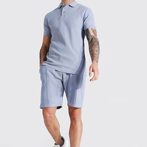 Polo piqué bleu clair pour homme, manches courtes, décontracté, respirant, tricoté, couleur unie, coupe classique, style streetwear - Product Image 1