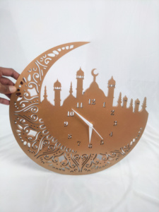 Eleve la decoración de su hogar con este reloj de pared islámico único, impresionante Reloj de pared de luna creciente para decoración del hogar - Product Image 2