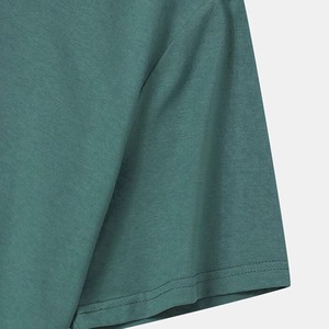 T-shirt à manches courtes pour homme, col rond, coupe ample, tricoté, uni, avec logo frontal, 100% coton respirant, gris et vert sarcelle - Product Image 3