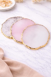 Sous-verre en résine avec tranches d'agate ronde polie et bord doré pour café - Product Image 2