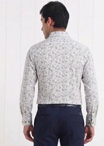 เสื้อเชิ้ตผู้ชายลายดอกไม้ 100% ผ้าฝ้าย ODM แขนยาว ปกคอปก ผ้าป๊อปลิน ระบายอากาศได้ดี เหมาะสำหรับฤดูร้อน - Product Image 3