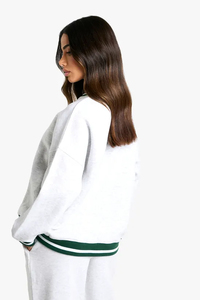 Sudadera Blanca de Cuello Redondo para Mujer, Estilo Informal, Manga Larga, Tejida, para Otoño, de la Marca Health Club Retreat - Product Image 2