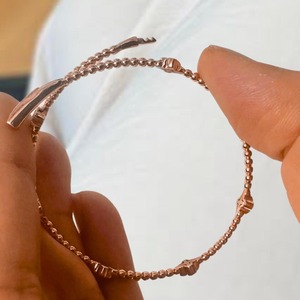 Brazaletes de Moissanita en Oro Rosa de Diseño Único, Brazalete Brillante de Lujo para Mujer, Joyería de Moda para Fiestas y Regalos, en Venta - Product Image 3