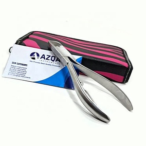 Coupe-ongles en acier inoxydable de qualité supérieure, robuste, avec poignée ergonomique pour une manucure et une pédicure professionnelles - Product Image 1