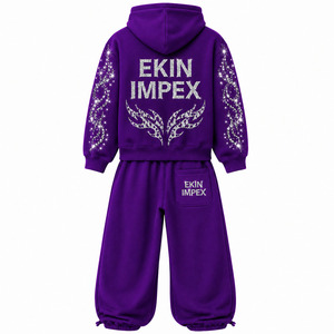 Conjunto Deportivo de Lujo con Pedrería Morada Real para Hombre, Sudadera con Cremallera y Detalles de Cristal, y Pantalones Deportivos de Pierna Ancha, Estilo Urbano - Product Image 4