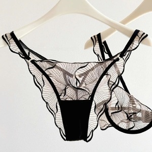 Ensemble de lingerie sexy transparente en dentelle, fabrication OEM, prix abordable, lingerie sexy pour femmes - Product Image 1