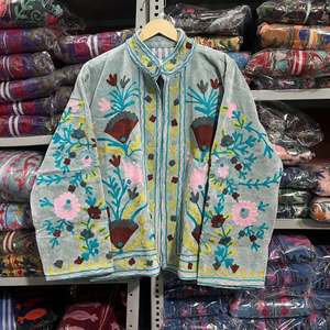 Chaqueta de terciopelo con bordado floral, cuello mandarín, manga larga, estilo Prairie Chic para mujer, diseño hecho a mano - Product Image 4