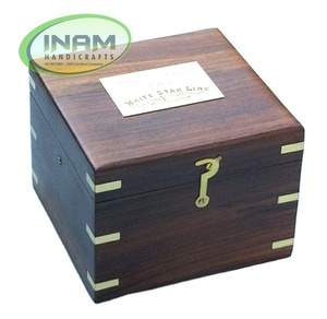 Brújula gimble de latón náutico especial hecha a mano con caja de madera, brújula de diseño, caja de madera - Product Image 1