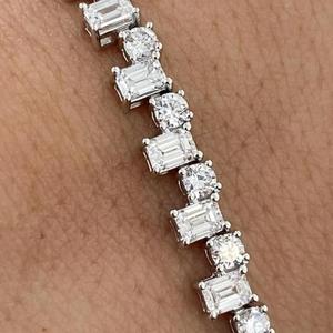 Emerald & Round Cut Diamond Tennis Bracelet <b>Solid</b> <b>Gold</b> Alternating Link Bracelet Luxury Wedding Jewelry Elegant Bracelet For Her - Product Image 4