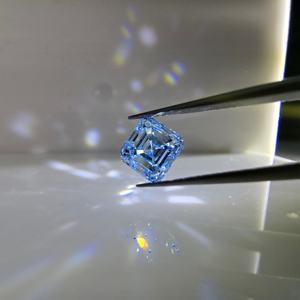 Émeraude carrée de 1,5 carat, taille émeraude, bleu vif fantaisie, VS2, cultivée en laboratoire, certifiée IGI, vente en gros directe d'usine - Product Image 4