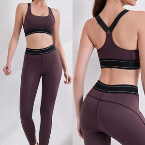 Ensemble de yoga et de fitness 2 pièces uni pour femme, avec soutien-gorge de sport et leggings imprimés par sublimation, vente en gros - Product Image 2