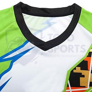 Chemise pour homme légère, de haute qualité, confortable, respirante, coupe ajustée, sublimation, vêtements décontractés, logo personnalisé imprimé - Product Image 4