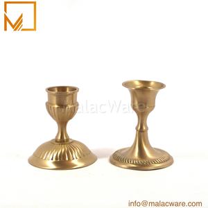 Attrayant Multi Designer Métal Bougeoir Bâton Stand À La Main Gravure Taper Titulaire Doré Métal Bougeoir - Product Image 4